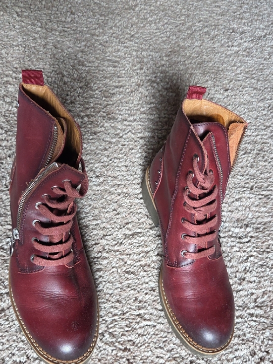 PIKOLINOS Shoes - PIKOLINOS Women's Burgundy Lace-Up Chukka Boots with Side Zip